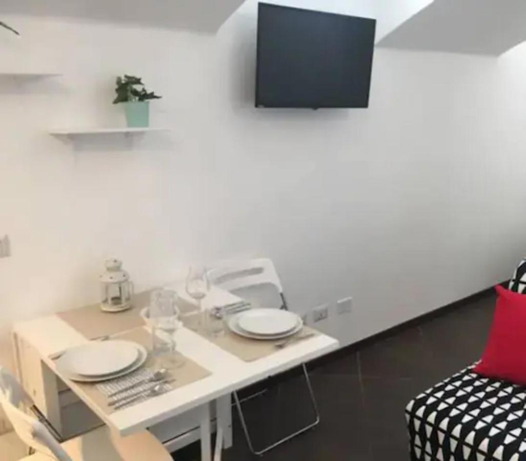 Romantica Mansarda 15 Min Dal Centro - Lome 844 Milano Ngoại thất bức ảnh